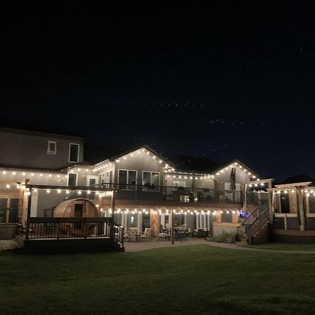 Dragonfly Inn Loft Suite Sherwood Park Εξωτερικό φωτογραφία
