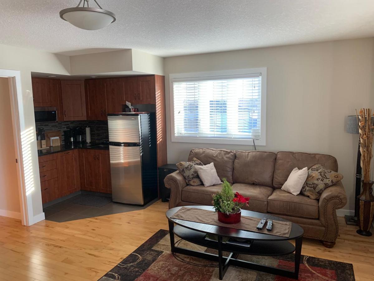 Dragonfly Inn Loft Suite Sherwood Park Εξωτερικό φωτογραφία