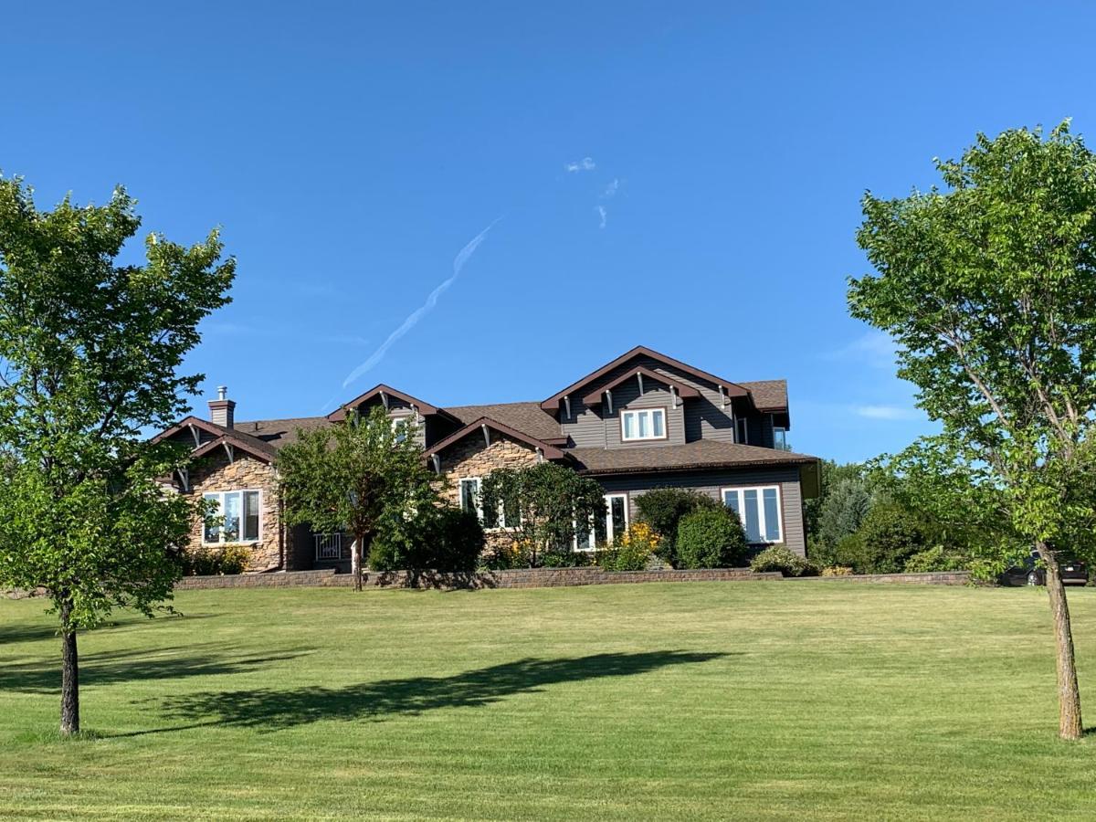 Dragonfly Inn Loft Suite Sherwood Park Εξωτερικό φωτογραφία